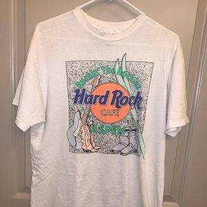 HARD ROCK CAFE T-SHIRT